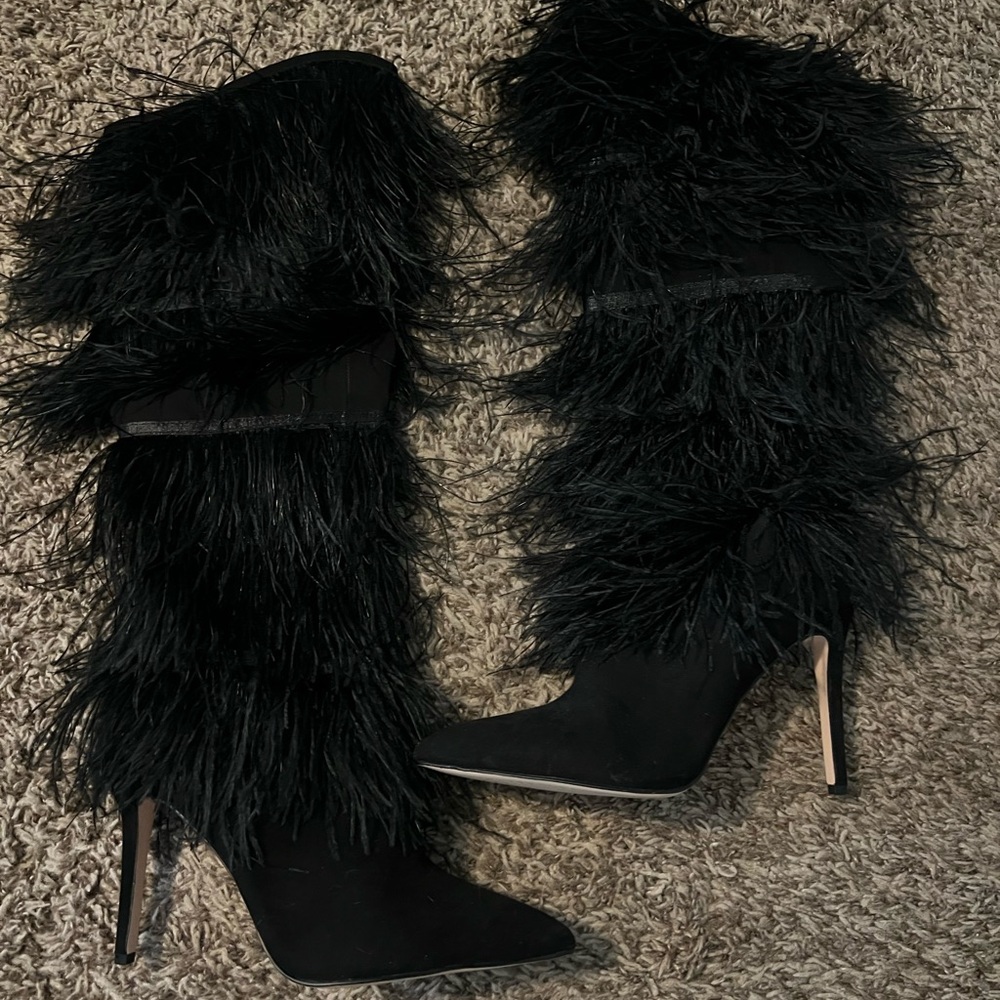Jessica Simpson Black Feathered Heeled Boots